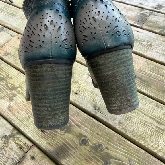 Spring Step L'Artiste Ankle Boots Size 40 Gray/Teal Leather Zip Perforated - Picture 12 of 12